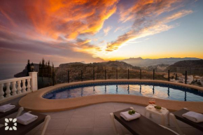 Villa Sunset Rock by Abahana Villas